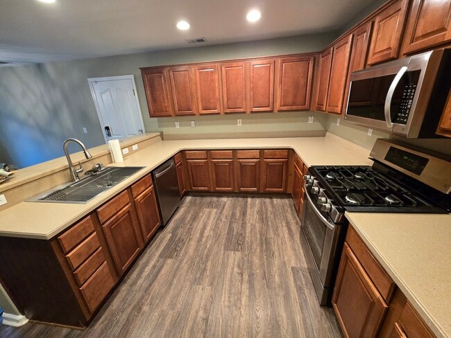 Photo - 2761 Whitney Dr