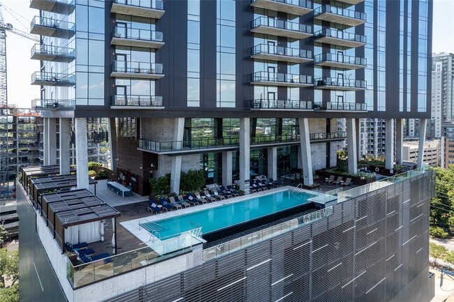 Photo - 70 Rainey St Unit 1703