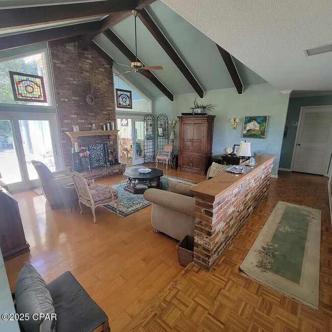 Photo - 807 Buena Vista Blvd