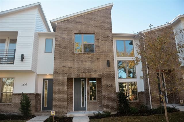 Photo - 1423 Lamb Dr