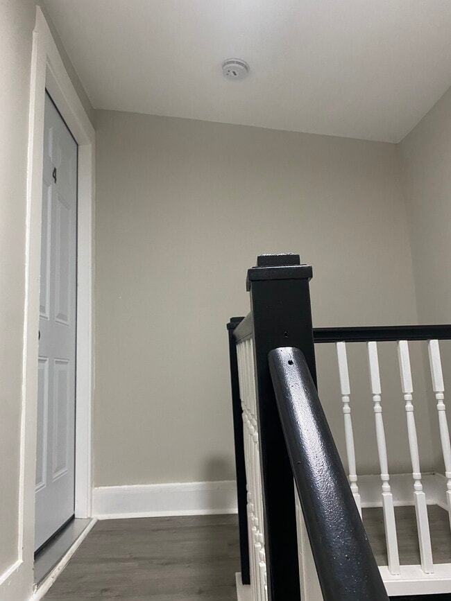 Photo - 1523 W Lexington St Unit Apt 4