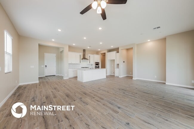 Photo - 14069 W Desert Flower Dr