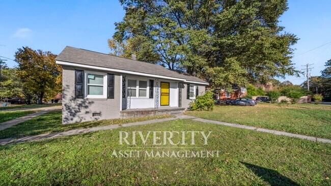 Photo - 1290 Dellwood Ave