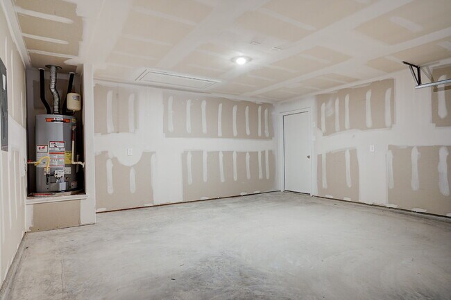 Photo - "Charming 3-Bedroom Oasis on Roanwood Drive with 2 Full Baths – Your Spacious Retreat Awaits in S...