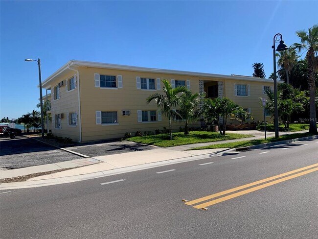 Photo - 1605 Pass a Grille Way Condo
