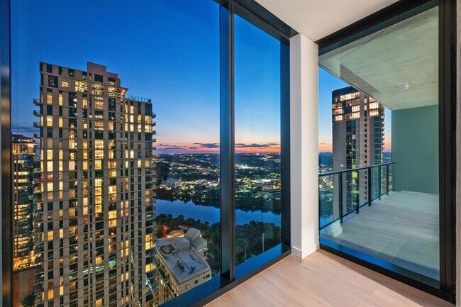 Photo - 610 Davis St Unit 4002