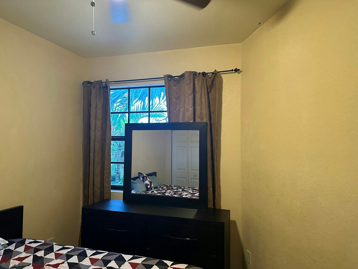 Photo - 5973 NW 56th Ct