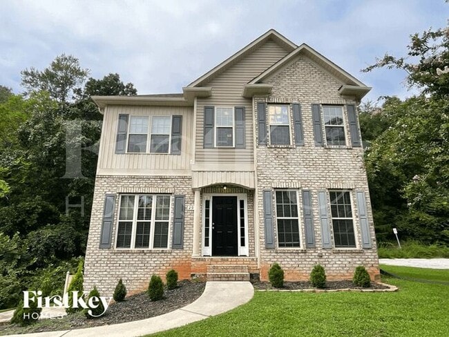 Building Photo - 2953 Cameron Village Ct Rental