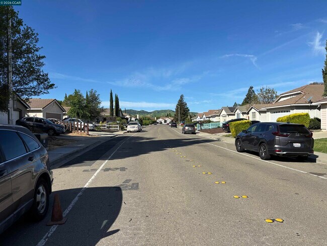 Photo - 1888 Badger Pass Way