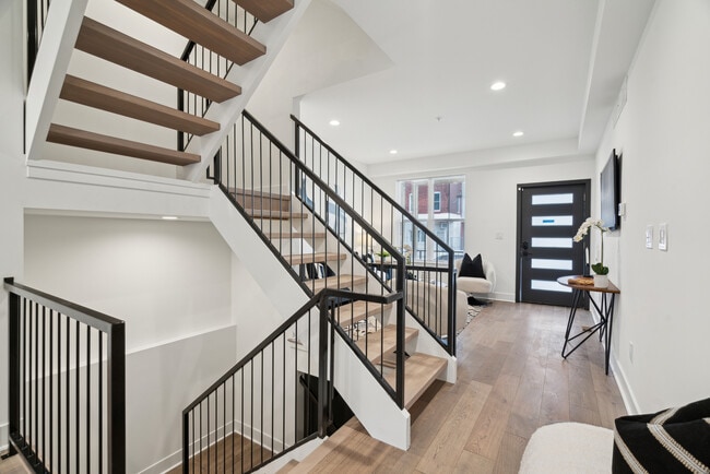 Photo - 3031 W Berks St House