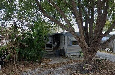 Photo - 5231 80th St N