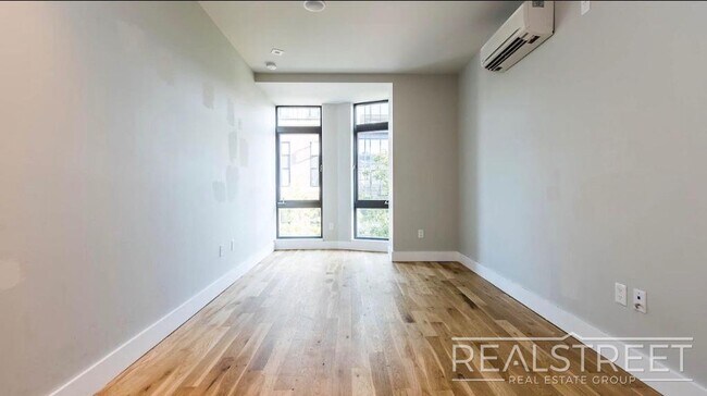 Photo - Leonard Street Unit 3B