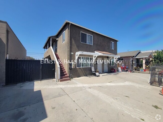 Building Photo - Lovely 2 Bedroom Apartment in Long Beach! Unit C