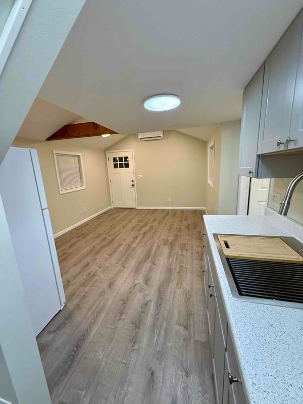 Photo - 1155 W Hendrickson Rd