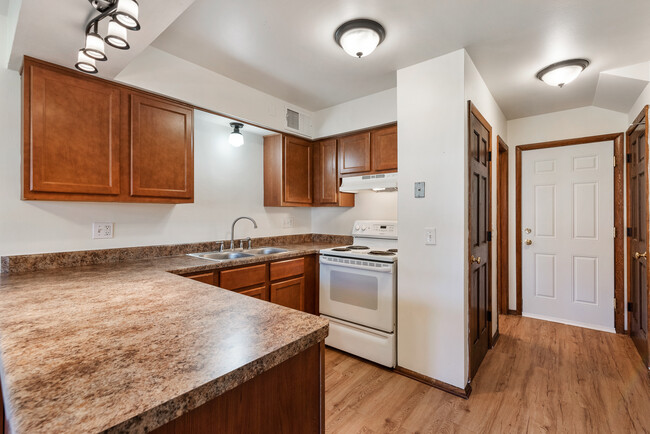 Photo - 5265 N Mohawk Ave Townhome