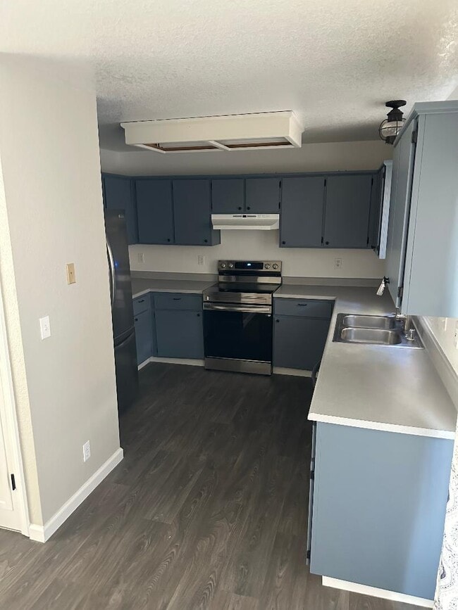 Photo - 1325 Oak Ridge Dr