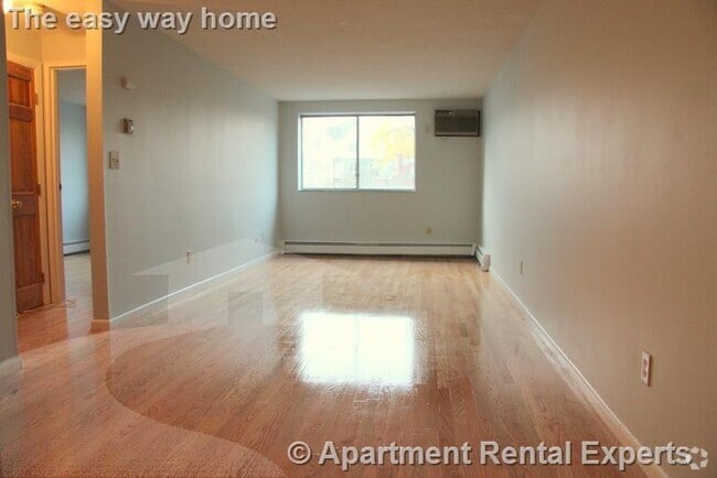 Building Photo - 14 Murdock St Rental