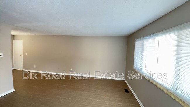 Photo - 5926 Janice Dr