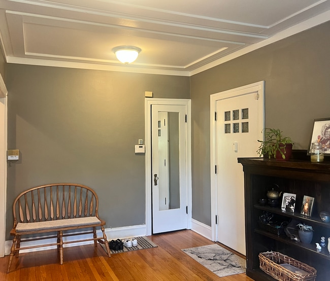 Building Photo - 920 W Waveland Ave Unit 3 Rental