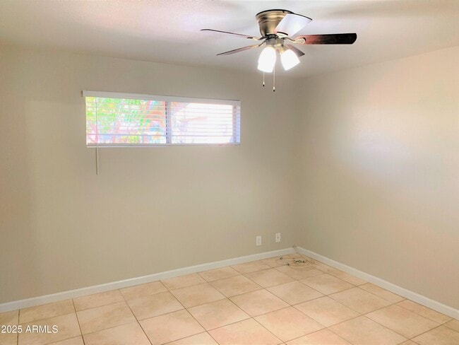 Photo - 3646 E Montecito Ave Unidad 3
