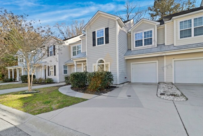 Photo - 206 Plumgrass Way