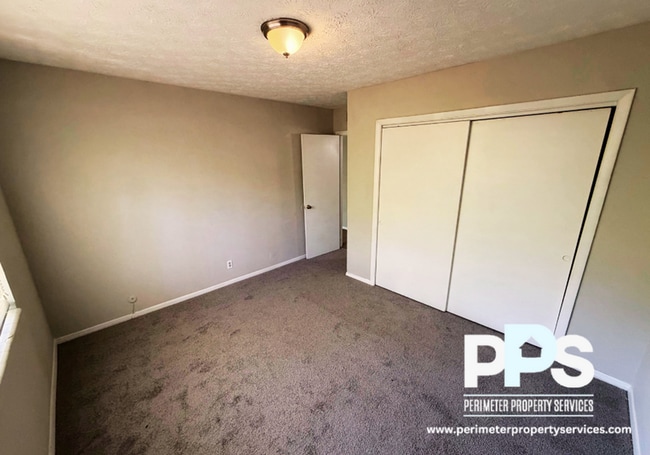 Photo - 1730 Sams St