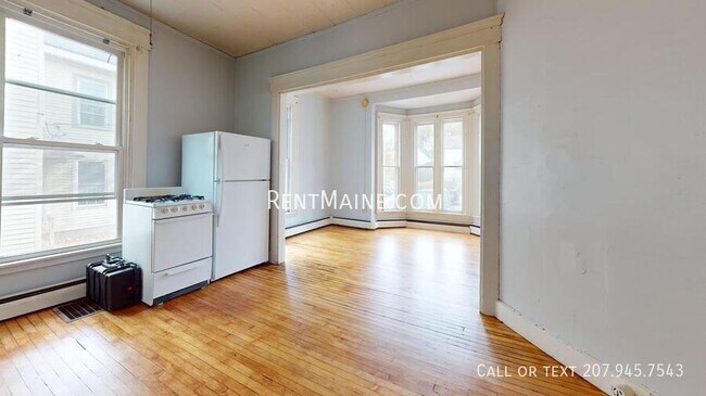 Photo - 232 Center St Unit 2