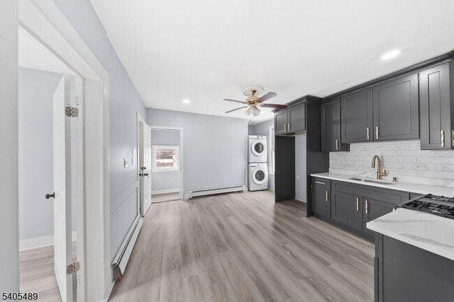 Photo - 437 Morrissee Ave