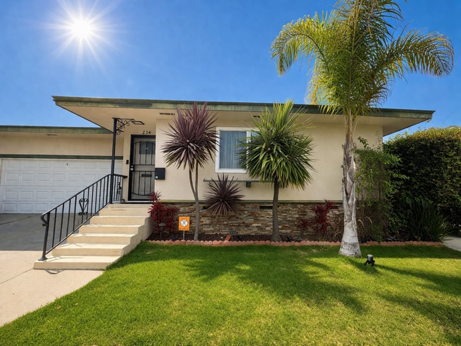 Building Photo - wesley Unit 234