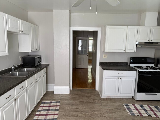 Photo - 1214 Sherburne Ave Unidad 1