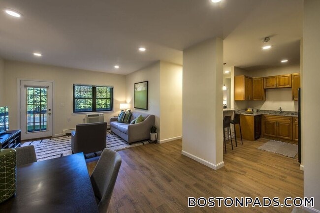 Photo - 757 Highland Ave Unit 215N