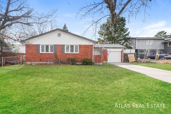 Building Photo - 2226 Afton Way