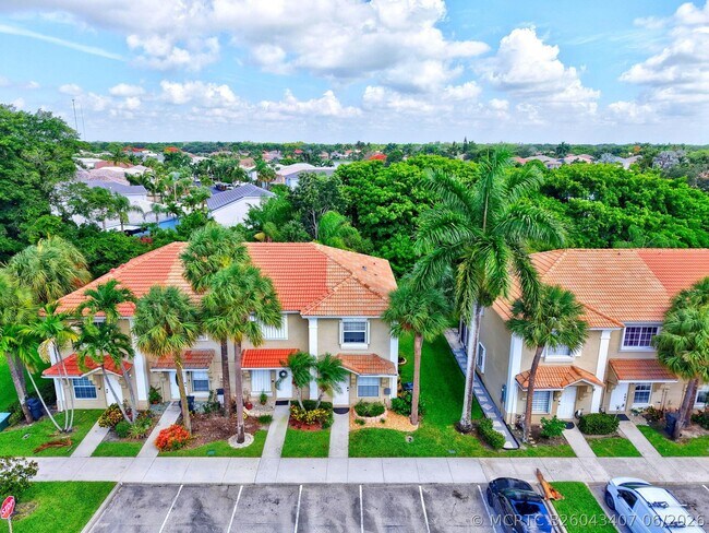 6917 Crooked Fence Dr