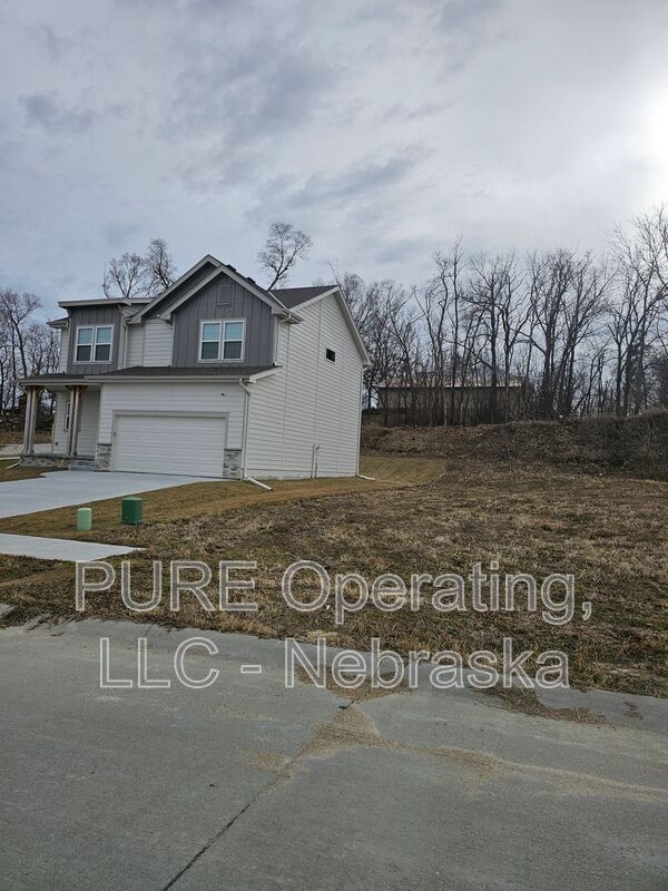 Photo - 17451 Tucker St