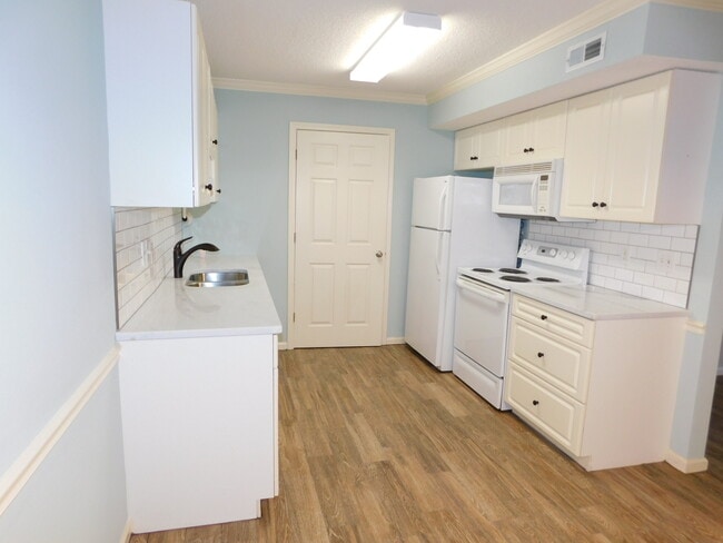 Photo - 1435 Golf Terrace Blvd