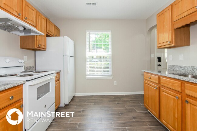 3377 Hunting Wood Ct