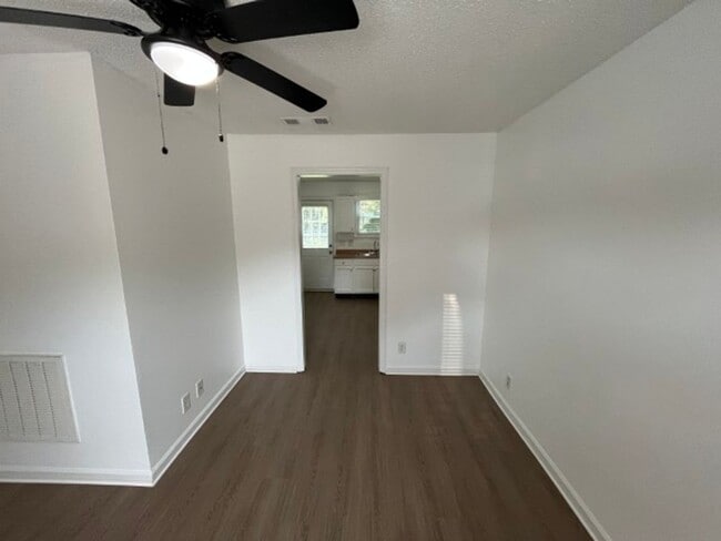 Photo - 708 Riviera Dr