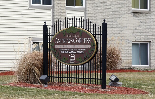 Photo - Andrews Gardens