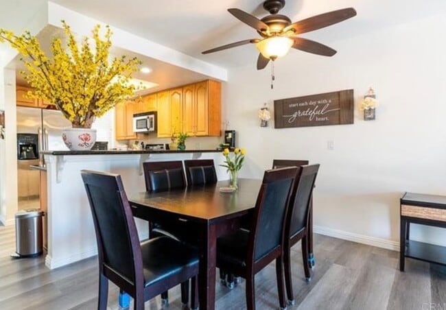 Photo - 4646 Hartley St