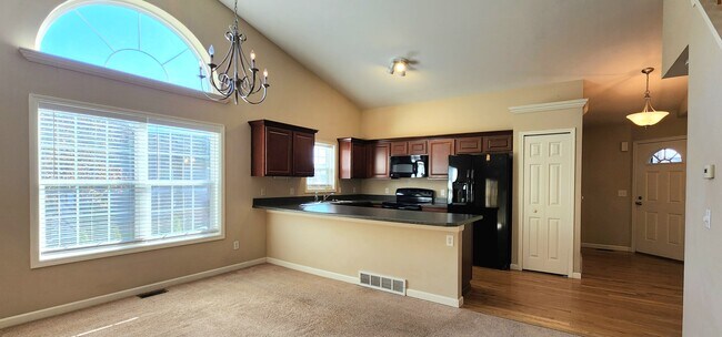 Photo - 162 Slindes Wood Cir