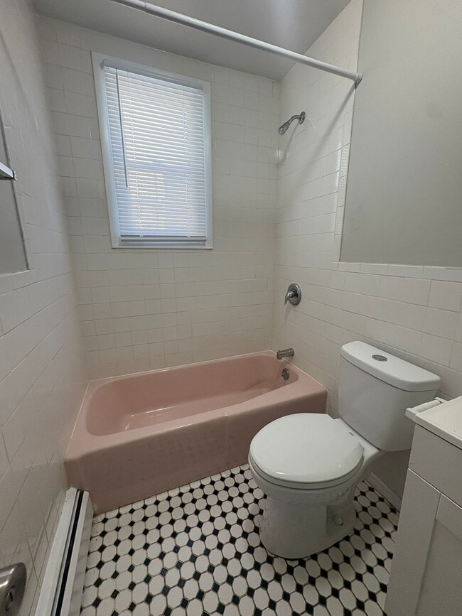 Photo - 1463 Dixwell Ave Unit 1