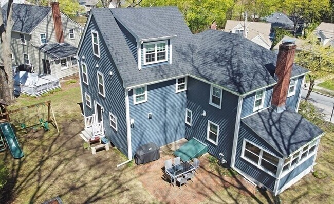 Photo - 99 Westchester Rd