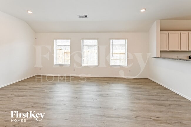 Photo - 5214 Eagleton Dr