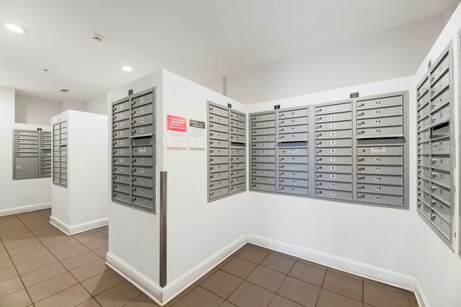 El Griff-05 - The Griff