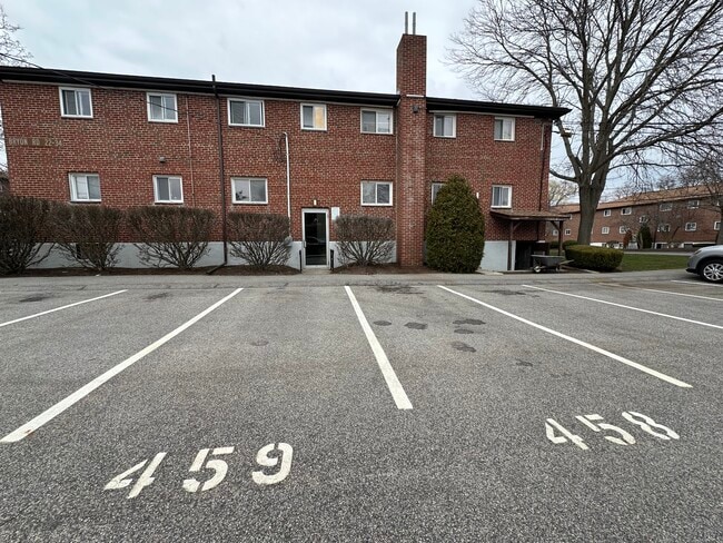 Photo - 28 Bryon Rd Condo Unit 1