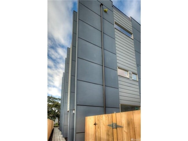 Building Photo - ar9035 Unit A