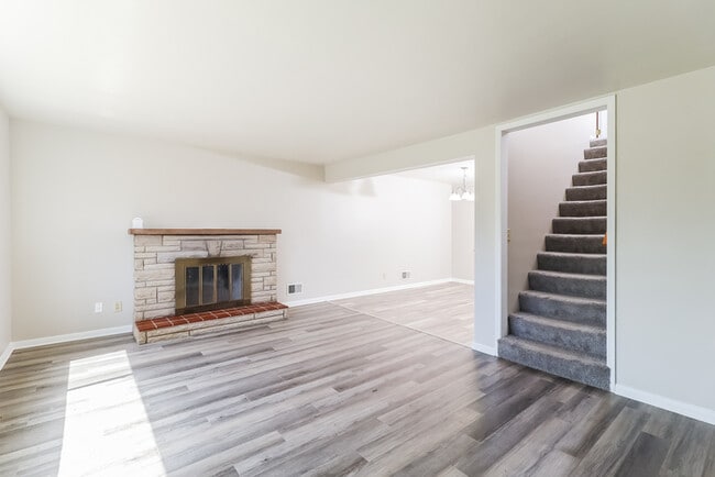 Photo - 5982 Childs Ave