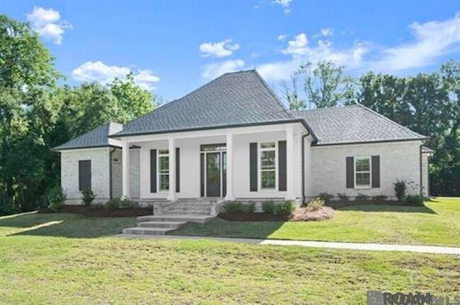 10290 Bayou Xing