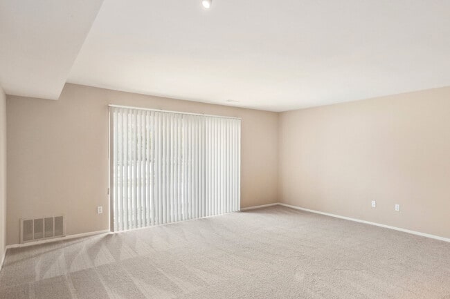 Arbor Knoll Apartments