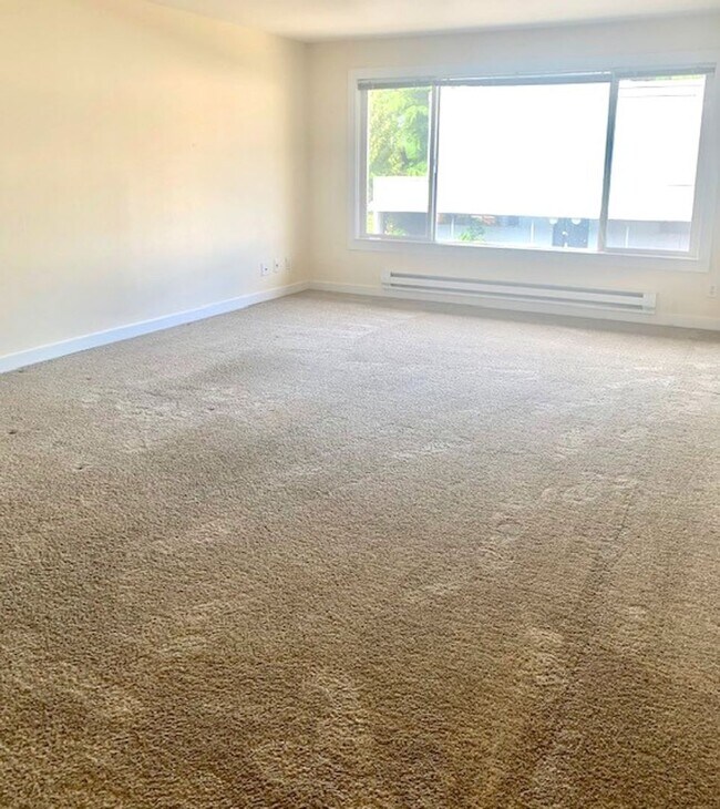 Photo - Meydenbauer Court Apartments